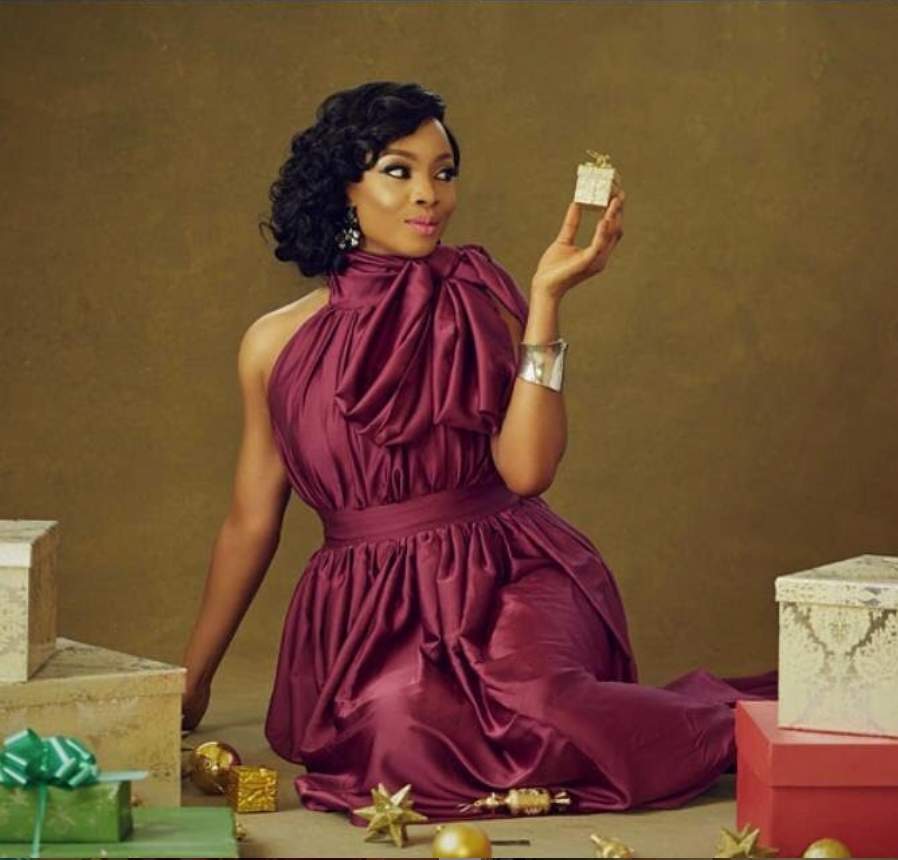 Toke Makinwa shares throwback Christmas photo to encourage fans who are feeling lonely