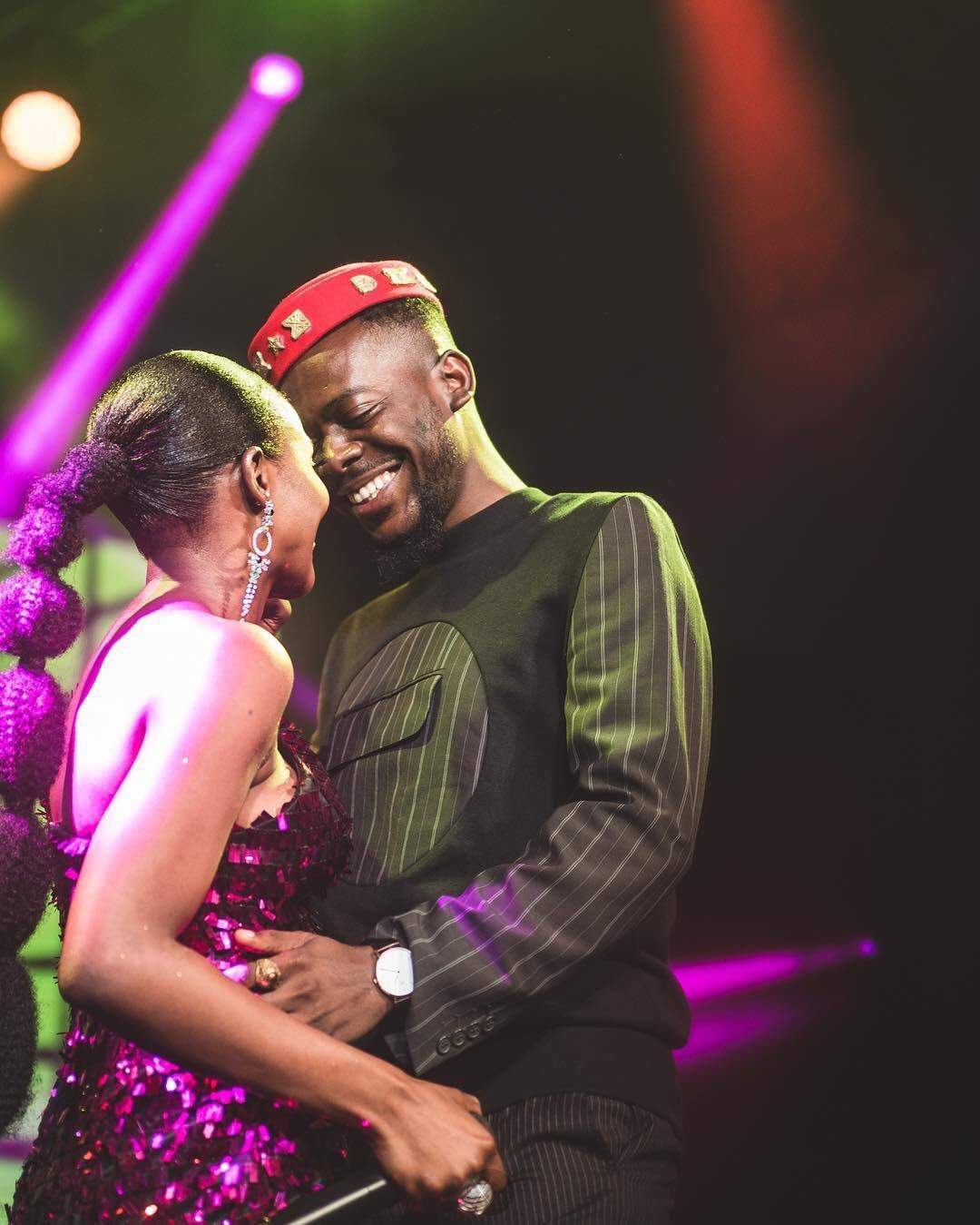 Simi deletes photo of herself kissing Adekunle Gold