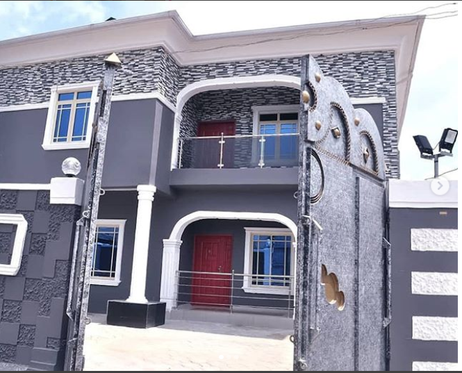 Chidinma finally moves in to her newly built home (Photos)