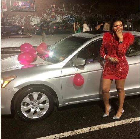 Nigerian lady gets car gift after her boyfriend proposed on her birthday (photos)