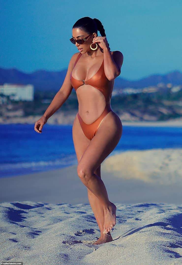 Kim Kardashian Flaunts Body In New Monokini Outfit (Photos)