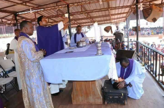 Fr. Mbaka allegedly resurrects dead baby during church crusade in Enugu (Photos)