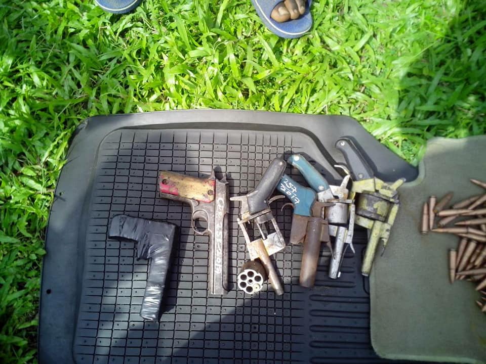 SARS Operatives Intercept Snatched Vehicle In Rivers, Weapons Recovered (Photos)