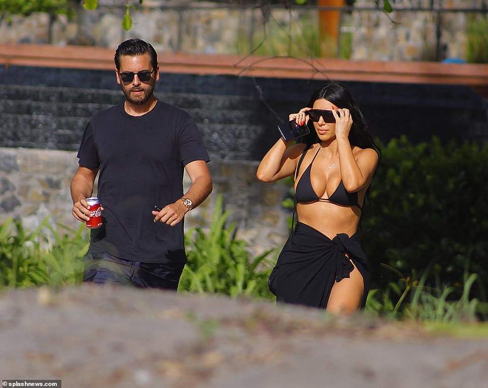 Kim Kardashian Showcases Her Killer Curves In Tiny Bikini (Photos)