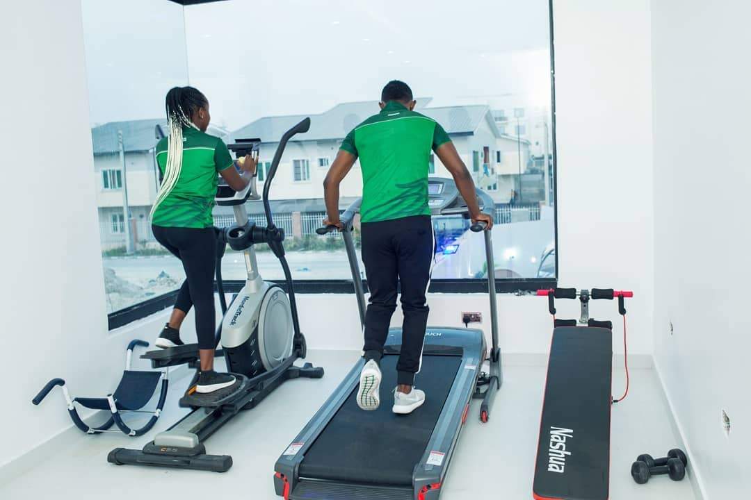 Comedian AY Makun Hits The Gym With His Daughter
