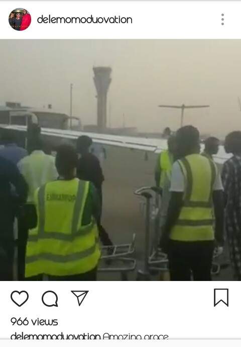 Nigerian Aircraft Overloaded With Cash Collapses (Video)