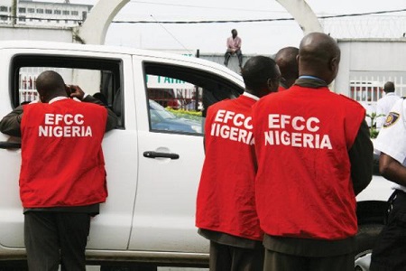 Drama as EFCC Discovers Slush Account Containing N905 Million With Inflow From Rivers Govt