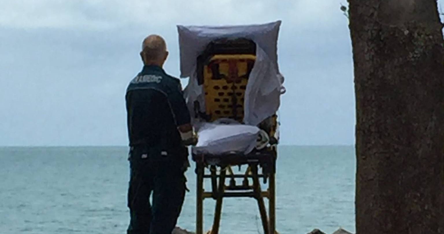 See How Paramedics Fulfilled a Dying Woman's Last Wish to See the Beach One Final Time (Photo)