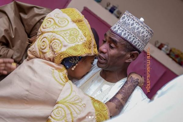 Bride And Her Father Cling To Each Other Crying Profusely During Her Wedding In Kano (Photos)