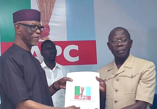 $16b Project: Oshiomhole Comes For Obasanjo As He Takes Over APC Leadership From Oyegun
