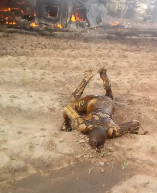 At Least 3 Burnt To Death In Benue After 2 Tankers Crashed (Graphic Photos)