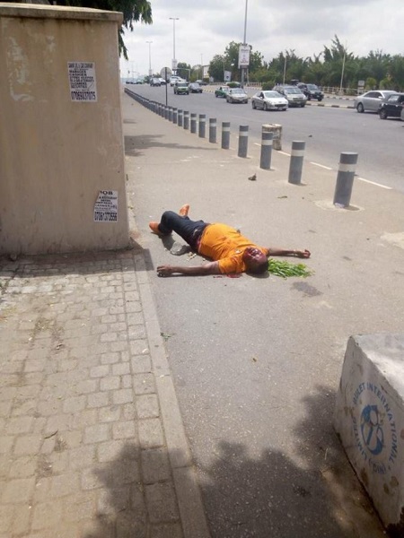 One Reportedly Shot Dead As Protesting Shiite Members Attack Police Team In Abuja (Graphic Photos)