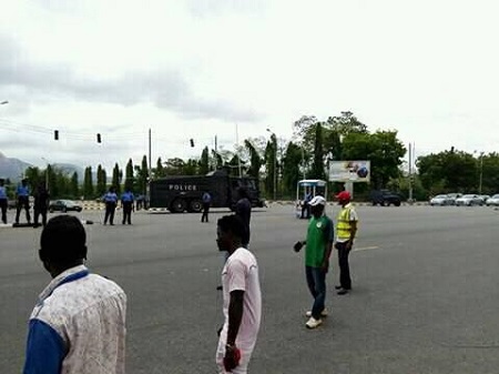 One Reportedly Shot Dead As Protesting Shiite Members Attack Police Team In Abuja (Graphic Photos)