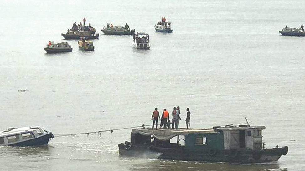 Three Persons Confirmed Dead After Boat Carrying 20 Passengers Capsized In Lagos