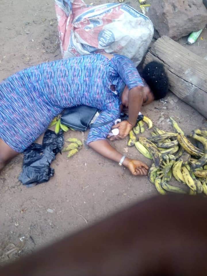 Man Reveals How He Used The Only Money He Had To Save A Hawker Who Collapsed In Lagos (Photos)