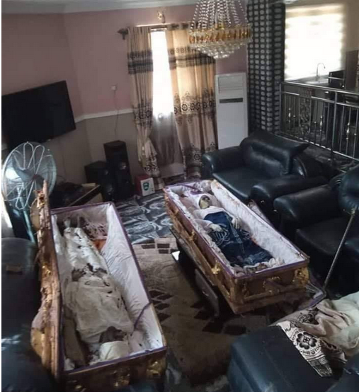 Imo youths drop coffins in sitting room of man that exhumed them 3 weeks after burial (Graphic photo)