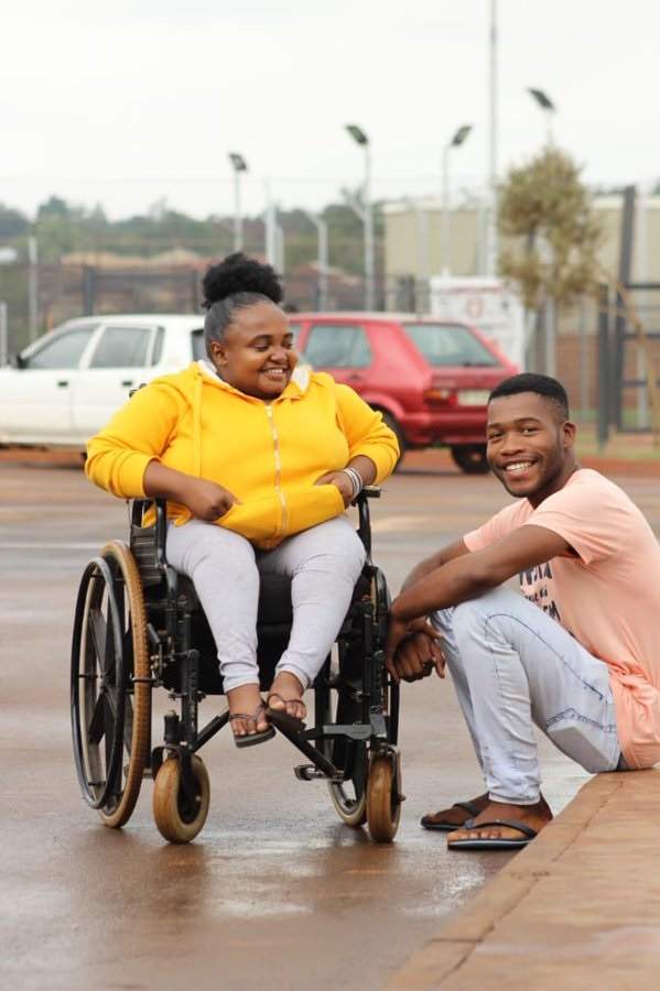Man marries his physically challenged girlfriend after dating her for 4 years