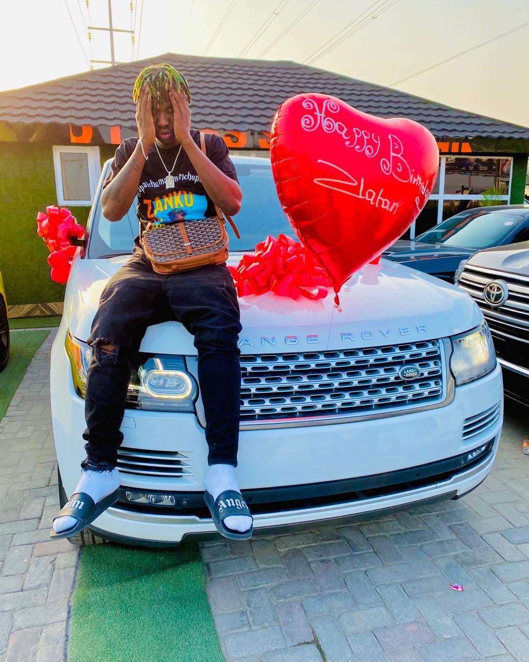 Zlatan Ibile buys Himself a Range Rover for his 25th birthday