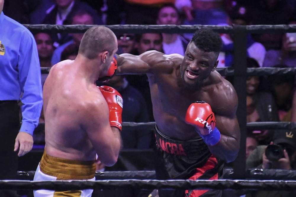 Nigerian boxer Efe Ajagba knocks out Kiladze in 5th round (videos)