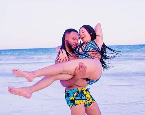 Anna Ebiere shares adorable beach photo with her baby daddy, Flavour