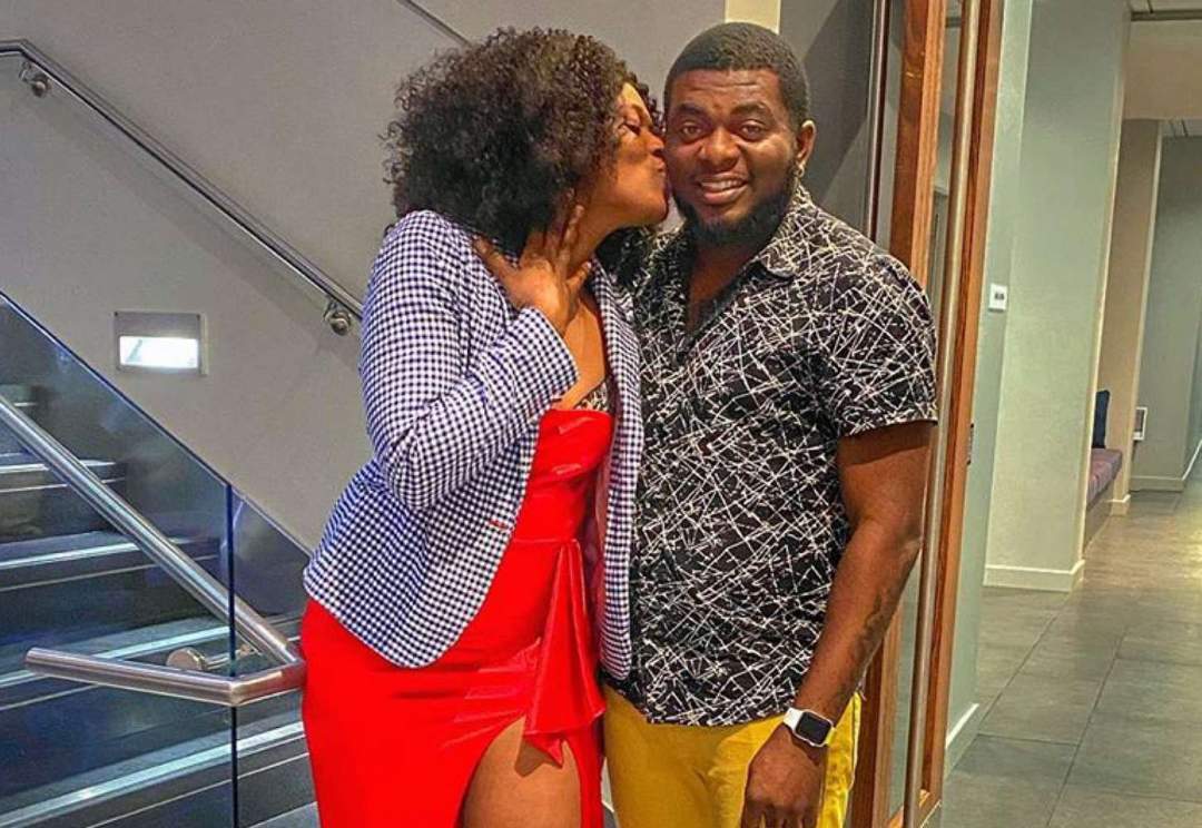 Singer, Kelly Hansome and his girlfriend gets engaged