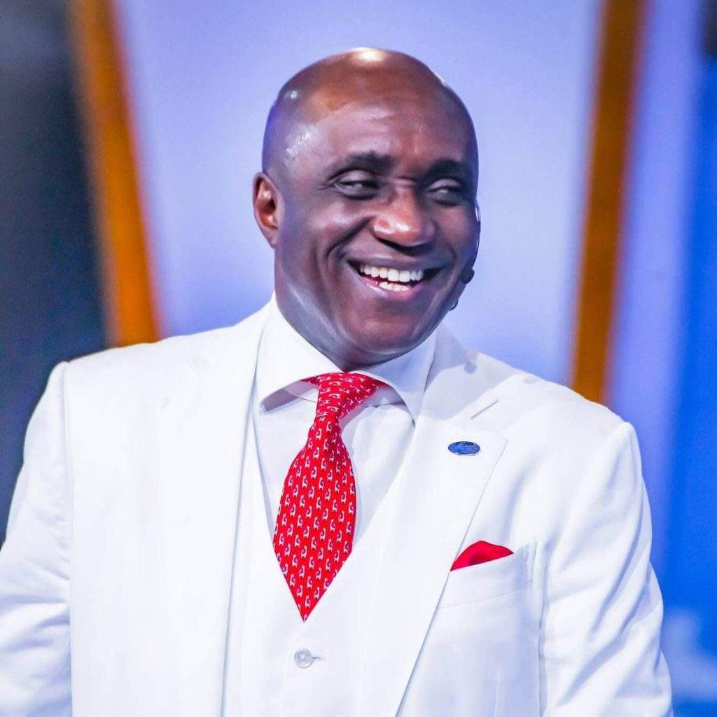Pastor David Ibiyeomie says a woman shouldn't see her fiancé's penis before marriage (video)