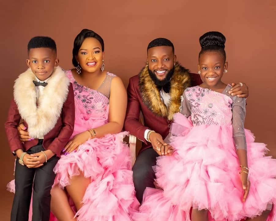Finally, singer Kcee reconciles with his wife; shares adorable family photo