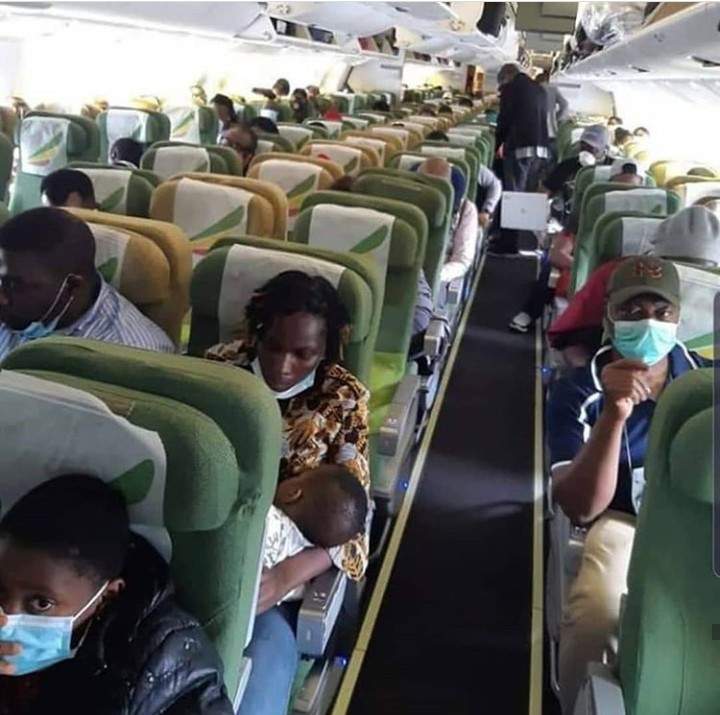 376 American nationals evacuated from Nigeria to Washington DC (photos)