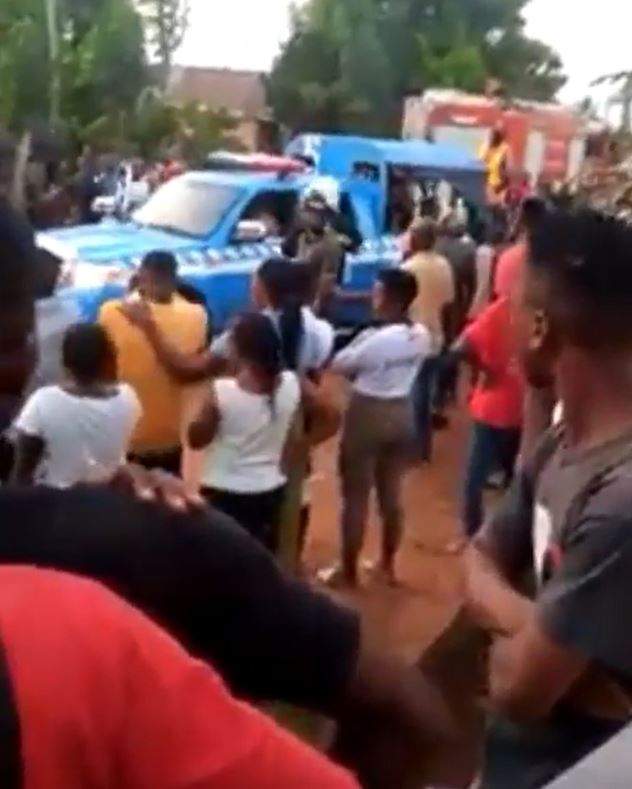 Married man sets himself and side chic ablaze in Benue (Video)