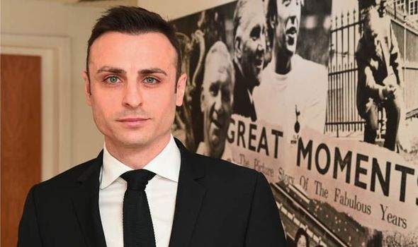 Dimitar Berbatov hands Man United name of player to sign this summer