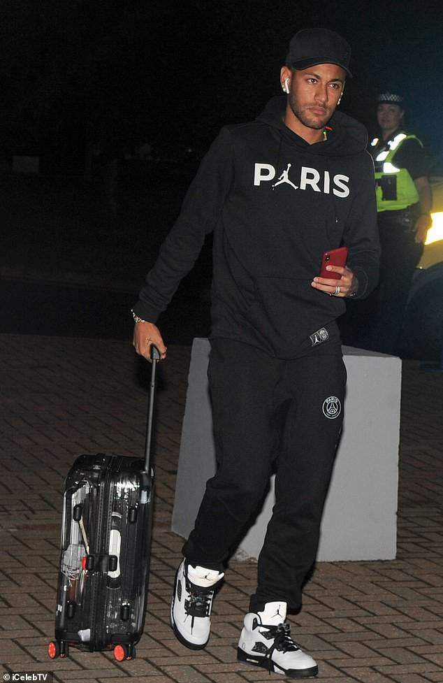 PSG manager reacts to Neymar's trip to Juventus