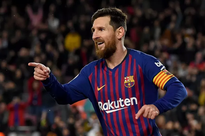 Valladolid vs Barcelona: Messi reacts after breaking Pele's scoring record
