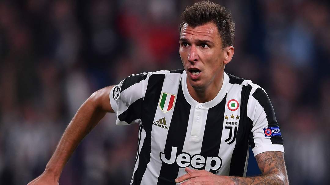 Transfer: Mandzukic in shocking move to Manchester United