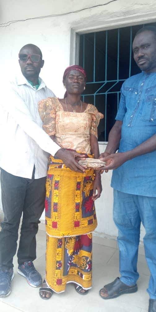 Police recovers N200,000 from mentally challenged woman in Delta (Photos)