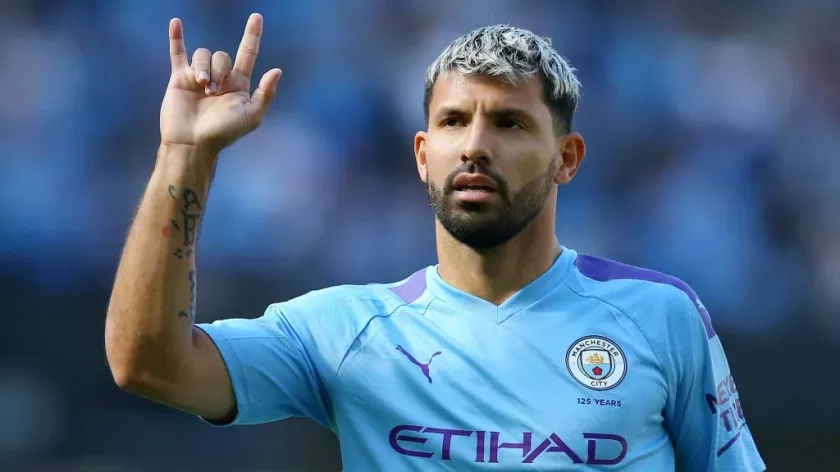 Guardiola warns Aguero about his future at Man City