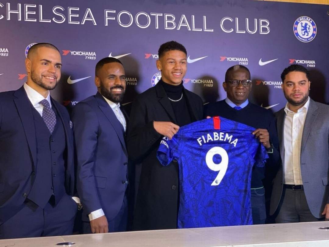 Transfer: Nigerian-born striker confirms move to Chelsea