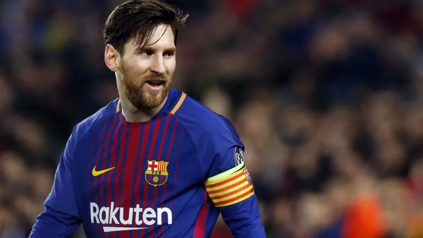 Messi sends message to Koeman as he confirms Barcelona stay