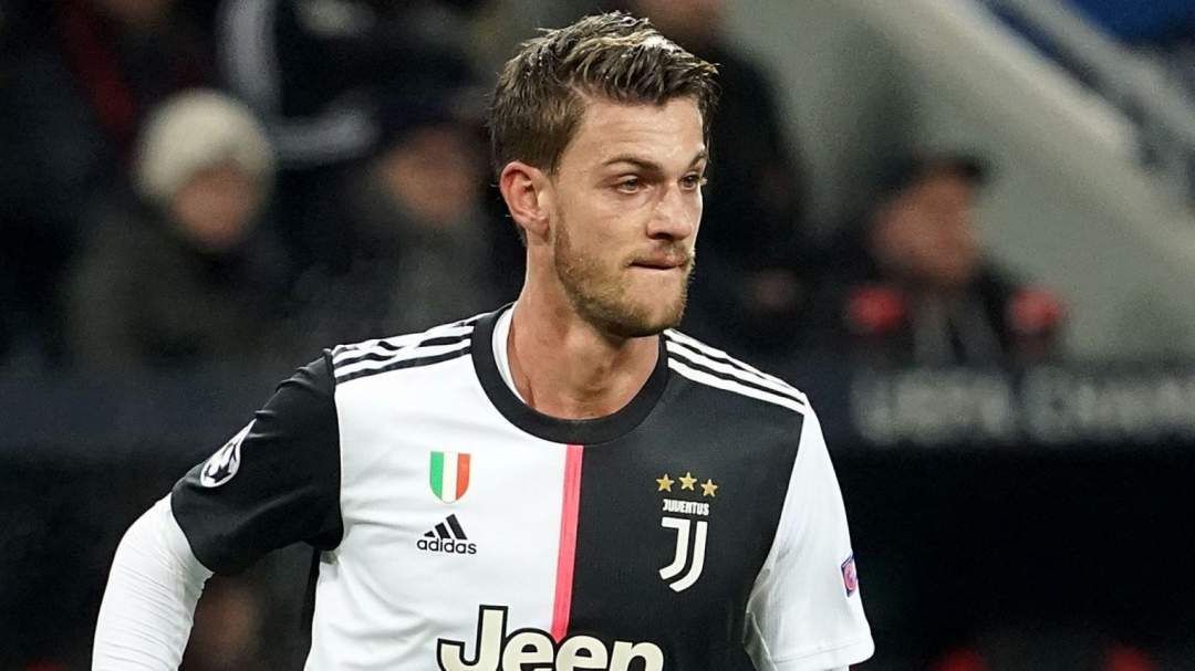 Coronavirus: Juventus player tests positive