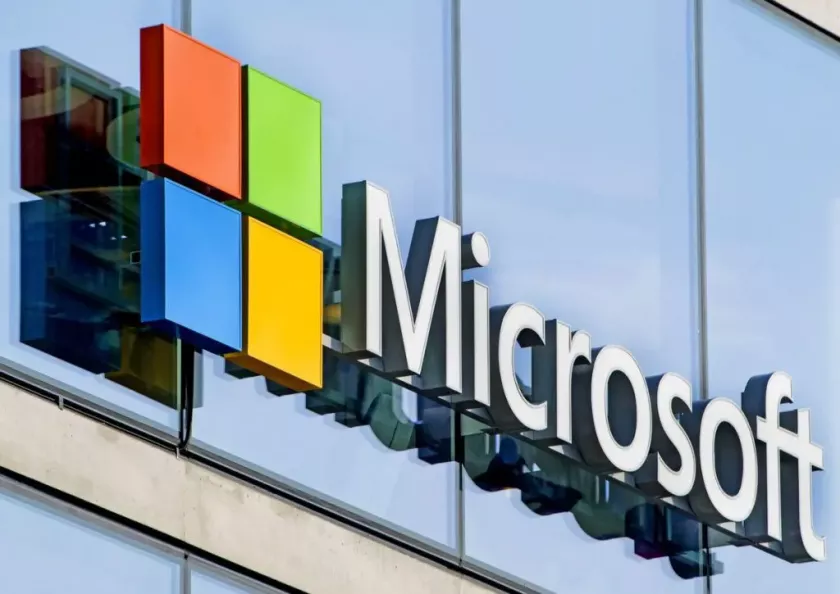 Microsoft to replace journalists with robots