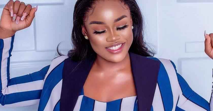 BBNaija ex-housemate, CeeC gives details on car accident