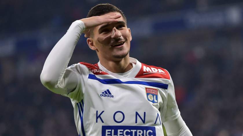 Lyon confirm talks with Arsenal for Aouar