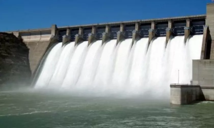 Blackout looms in Nigeria as Kainji Dam bursts (Video)