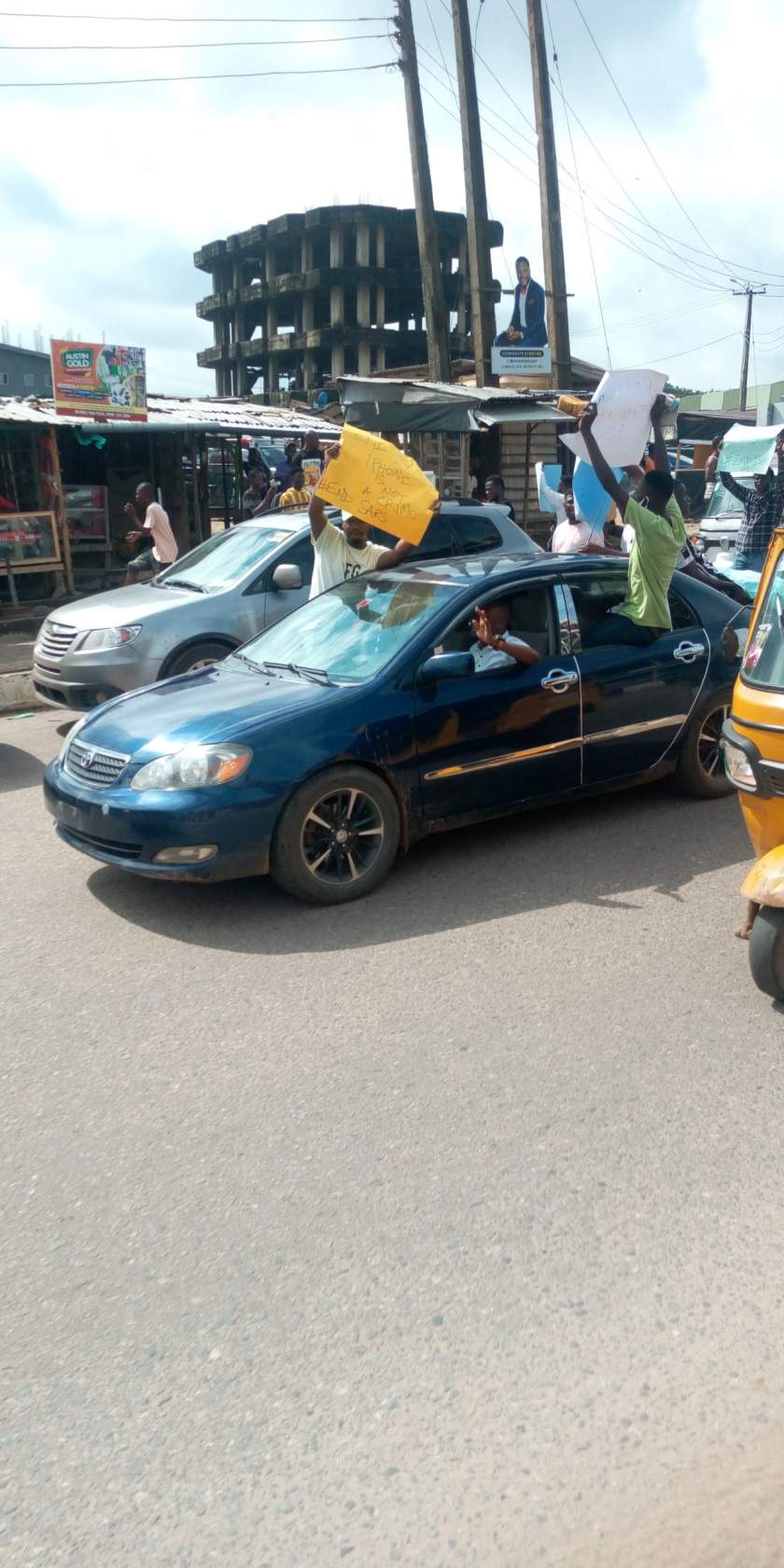 End SARS: Protesters storm Abeokuta with charms (Photos)
