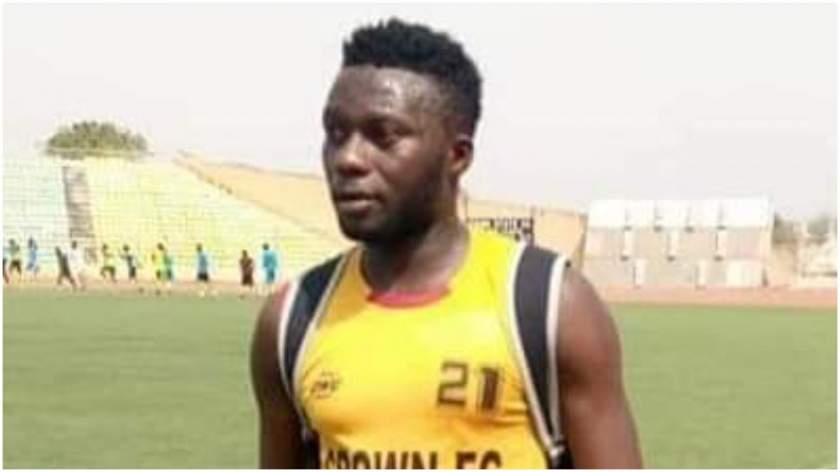 Nigerian player slumps, dies during friendly match