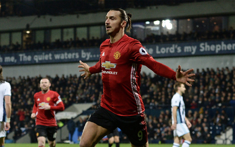 Zlatan Ibrahimovic signs new one-year deal with Manchester United