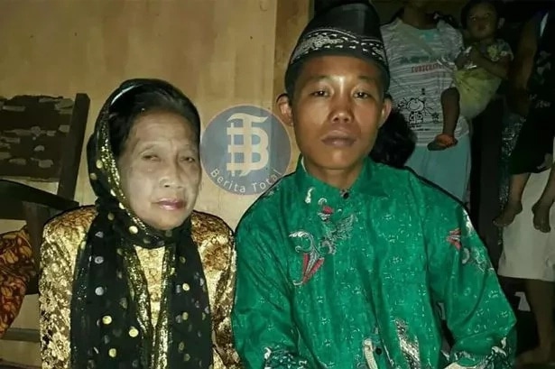 16- year -old Boy Marries 71 -year - old Woman In Indonesia ( photos )