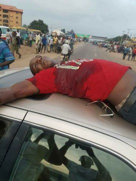 Man Shot Dead By APC Candidate Tony Nwoye's Security Personnels In Onitsha Anambra State (Photos)
