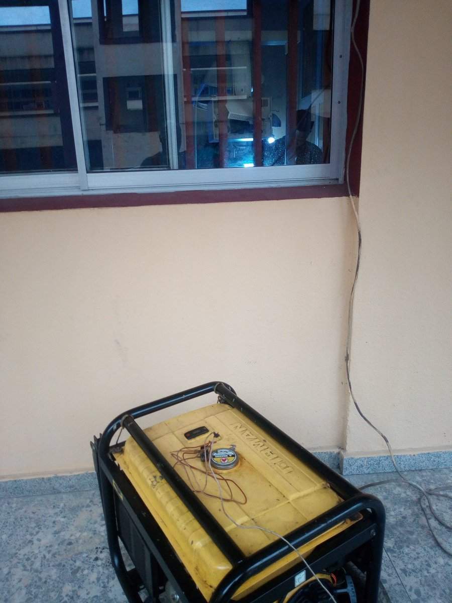 Nigerian Dad narrates how he had to take a generator to the hospital for his child's treatment (photo)