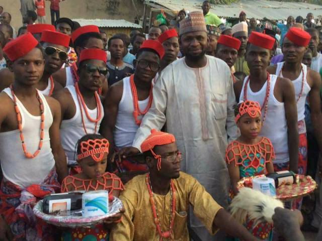 Kano State Residents Dress In Igbo Attires, Assures Safety To Igbos Residing In The State (Photos)