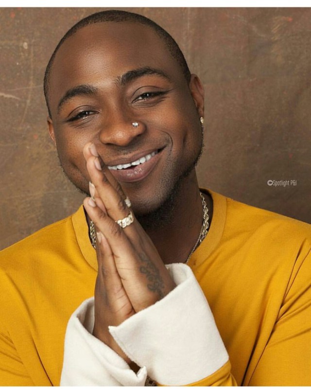Davido cries after he was unveiled MTV Best African Act 2017, dances one corner